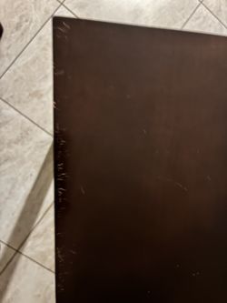 FREE TABLES/ MESAS GRATIS