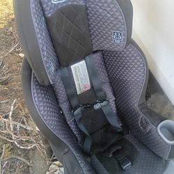 Graco 4Ever DLX 4-in-1 Convertible Car Seat - Like New, Quick Sale $20!