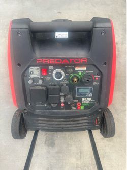 PREDATOR 5000W Generator