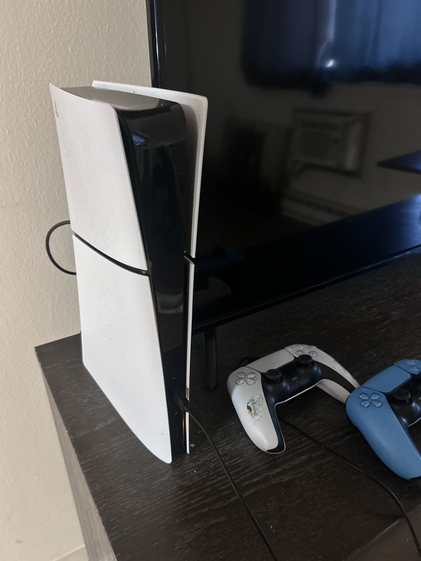 PS5 with 2 controller