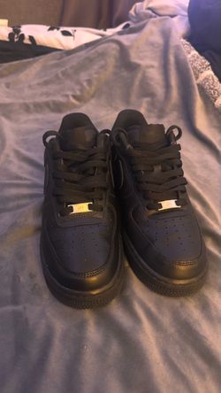 Nike Air Force 1 Low Triple Black Sneakers