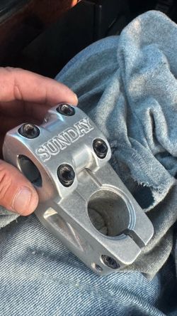 Sunday neck