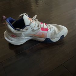 gianis basketball shoes