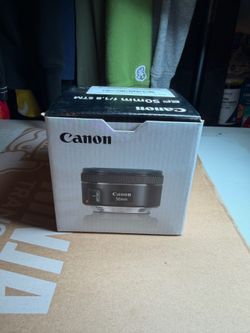 Canon EF 50mm f/1.8 STM Lens