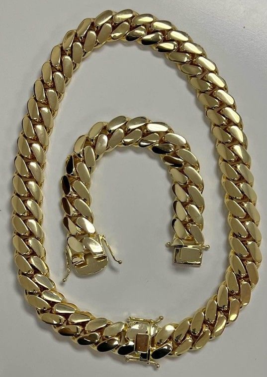 24MM Cuban Link Set 14k Gold Plated Doesn't Loses Color
