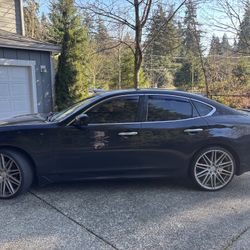 2011 INFINITI M37