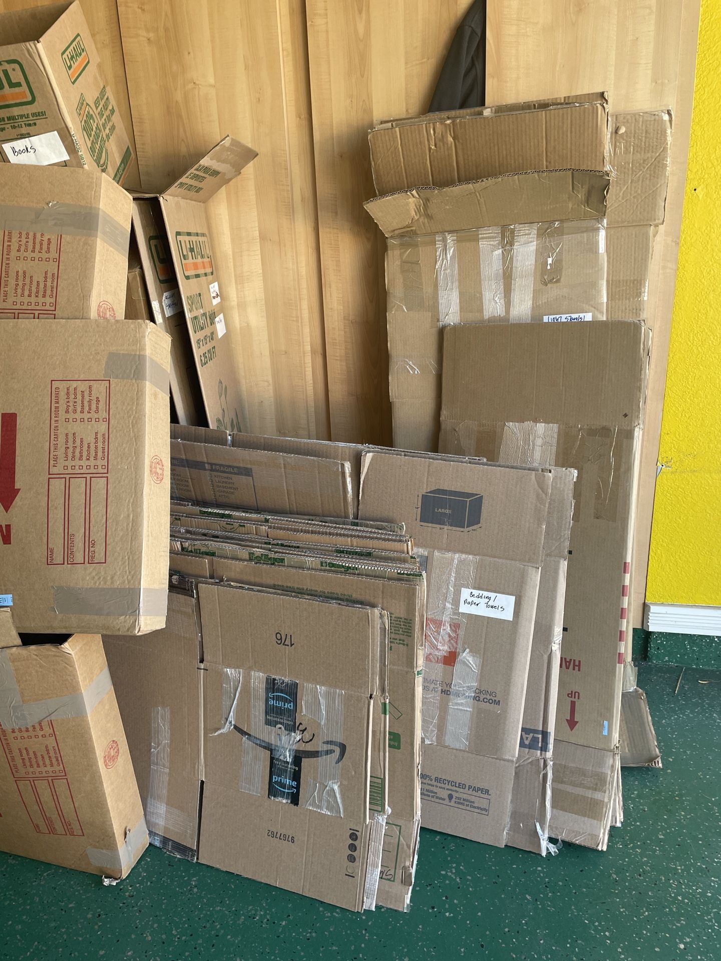 Free Moving Boxes