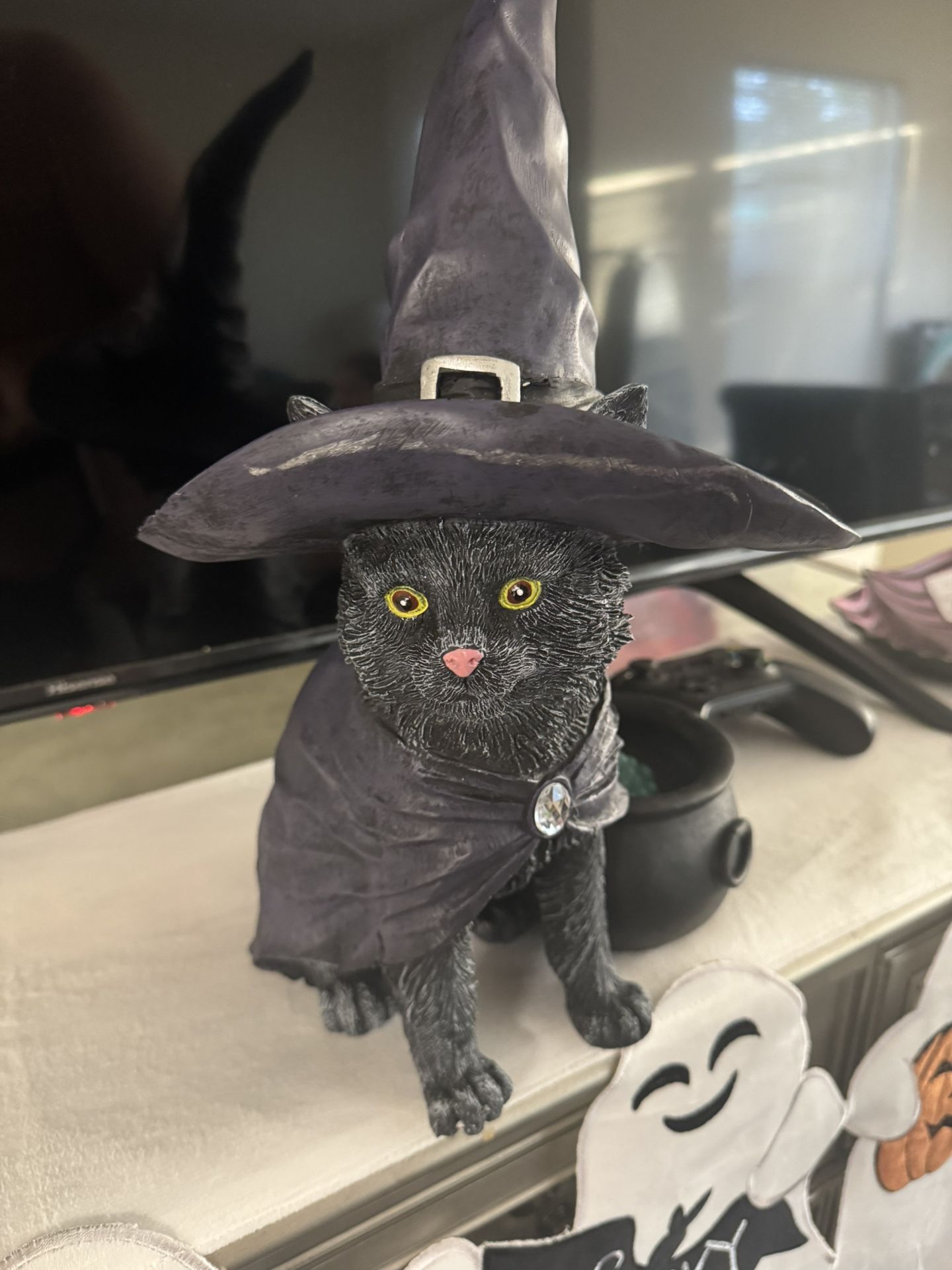 Light Up Cat Halloween Decor