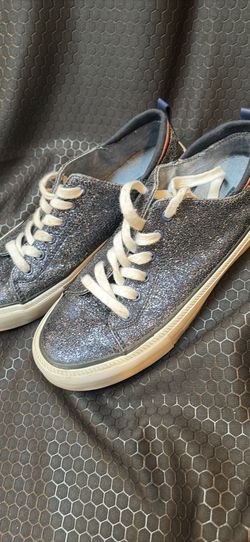 Tommy Hilfiger Glitter low top size 6 or 7