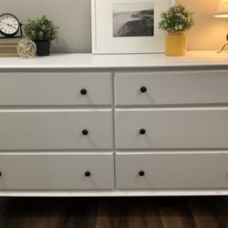 White (wooden) Dresser - 6 Drawers