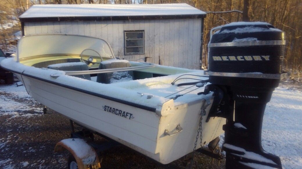 Photo Star craft boat 40 hp motor