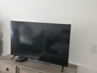 TCL 43" Full HD Television