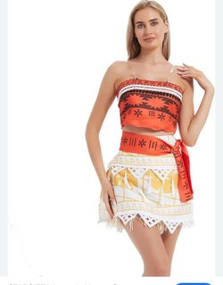 Moana Costume Set  women’s medium with Wig and Accessories