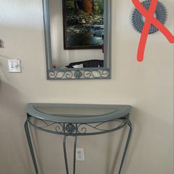 Entree Table With  Mirror