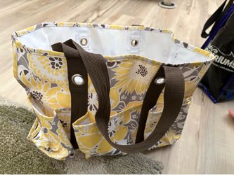 Thirty-One Organizing Utility Tote in Yellow Floral