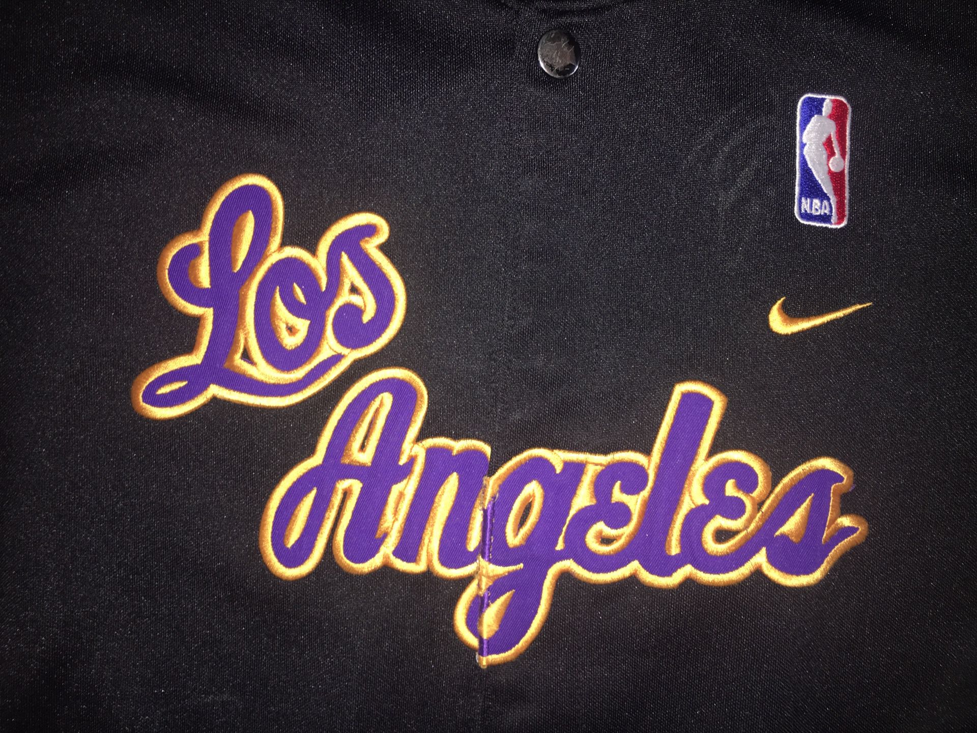 2001-04 AUTHENTIC LA LAKERS NIKE WARM-UP JERSEY L - Classic American Sports