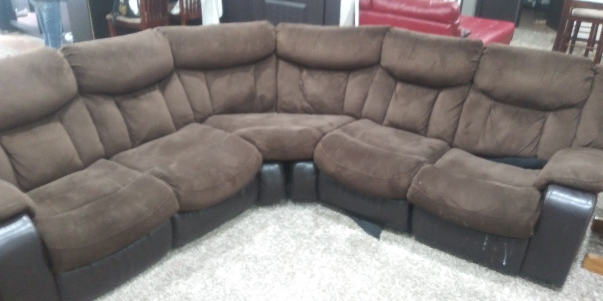 Sectional couch with 2 recliners