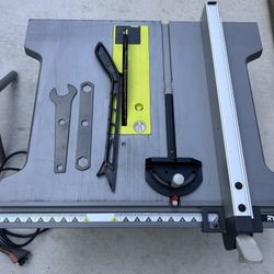 Ryobi RTS12 10inch. Table Saw w/folding stand