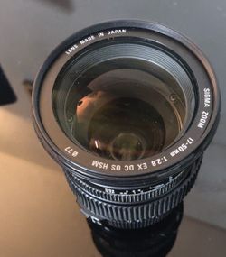 Sigma 17-50mm lens (needs repairs)