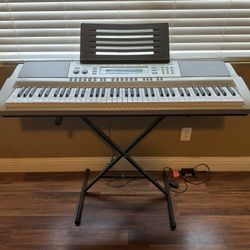 Casio WK-200 Electric Keyboard