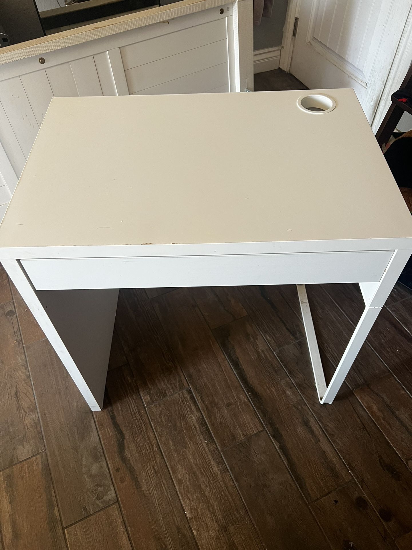 Ikea micke desk