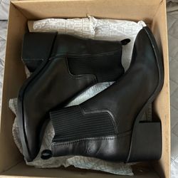 Steve Madden Black Boots Like New