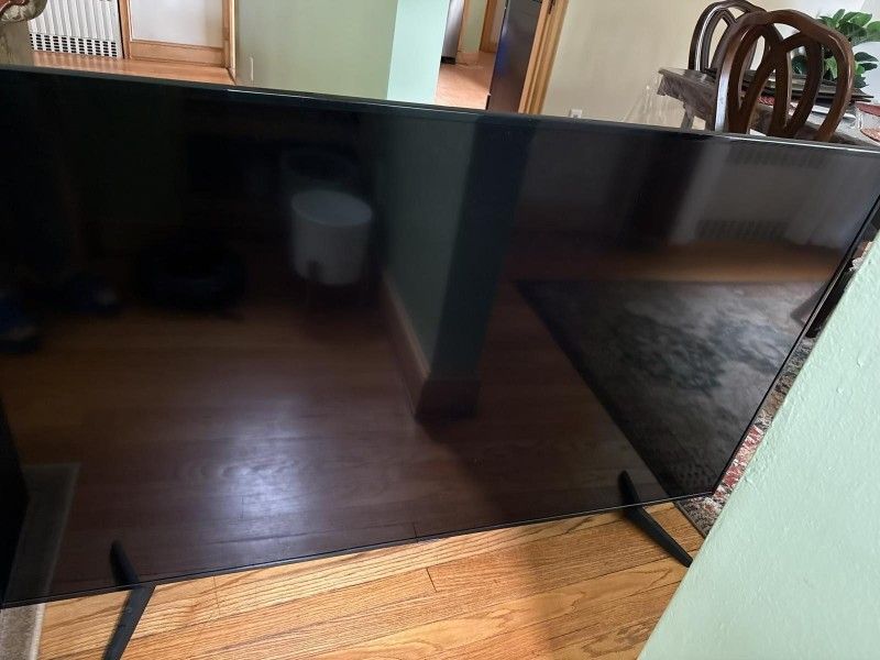 65 Inch Samsung TV, Sound Bar Included