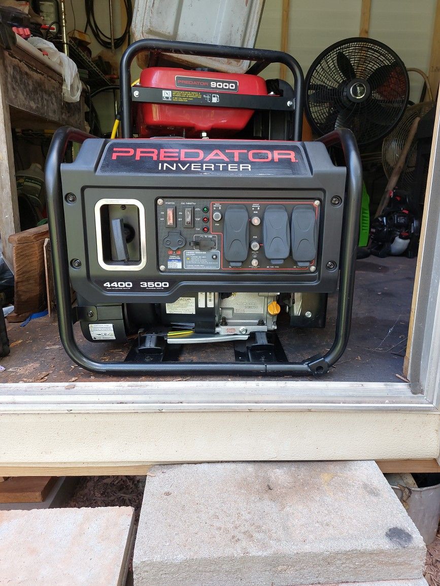 Predator 4400 Watt Inverter Generator