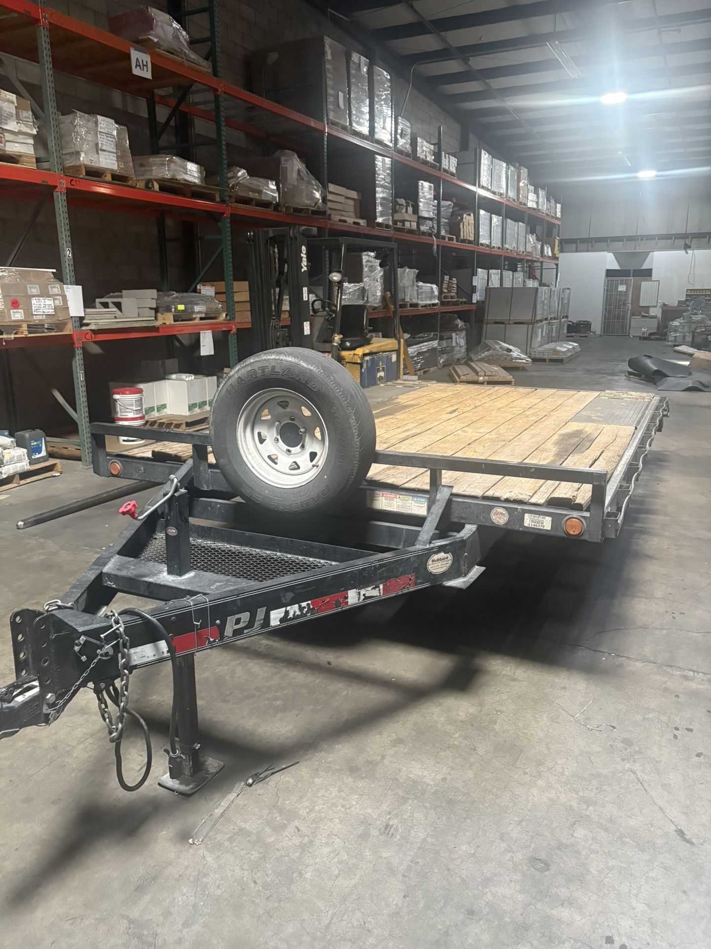 2010 flatbed trailer dovetail good for towing cars tractors razers can am or any other heavy stuff good condition good lights never abused dual ax