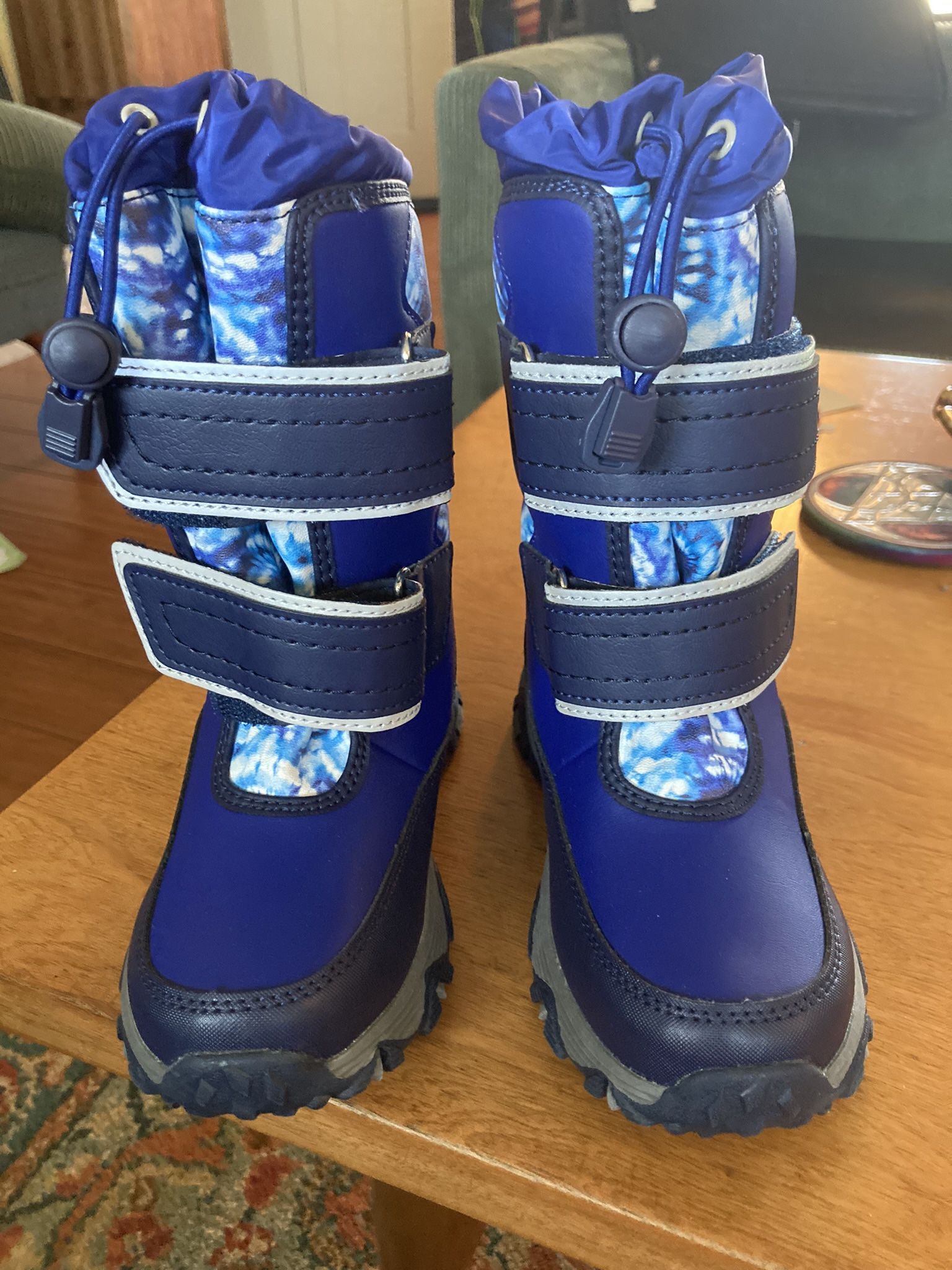 NWT Kid’s Size 12 Land’s End Snow Boots