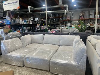 Henderon 6-piece modular sectional couch from Costco