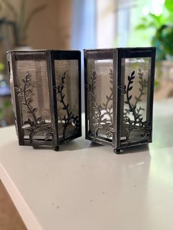 Set of 2 candle holders
