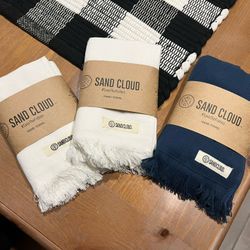Sand Cloud Hand Towel