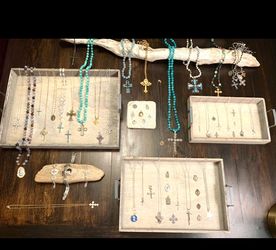 Cross’s and Religious Medals/pendants