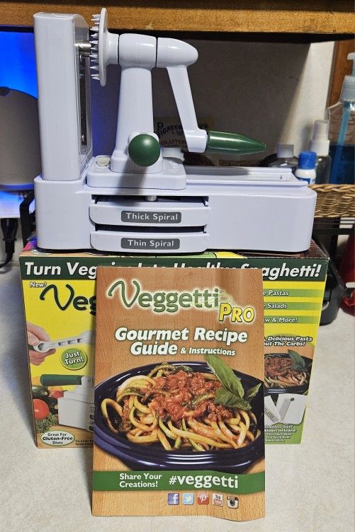 Veggetti Pro Table-Top Spiral Vegetable Cutter, As see on TV, Quick and easy