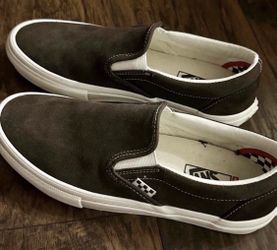 Men New Vans Size 10