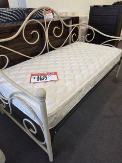 🔥QUEEN SIZES MATTRESS SET $139🔥