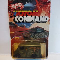 Hot Wheels Action Command Combat Medic 