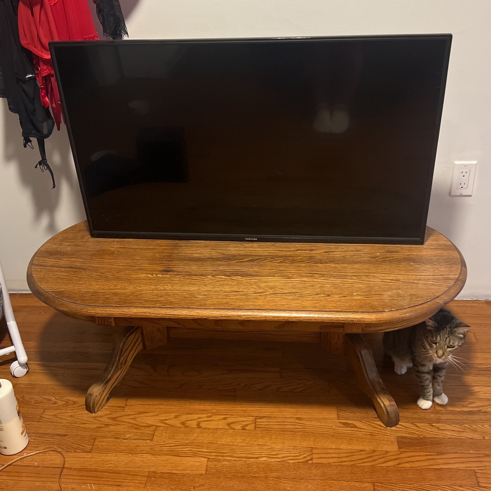 43” Toshiba Smart Fire TV w/Remote 