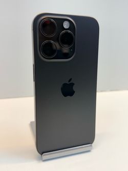 Apple iPhone 15 PRO 128gb. ( Fully Unlocked Phone )