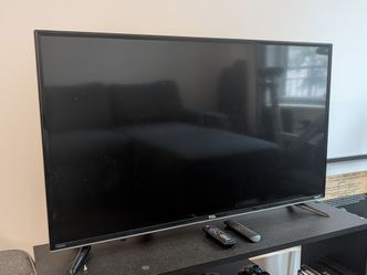 42" TCL Roku TV