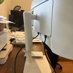 Dell 24’’ Monitor : NEW Never Used 