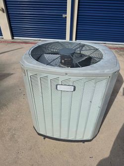 air conditioning unit (still works) see description.
