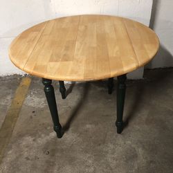 Kitchen Round Wood Table Good Condition Size 42”