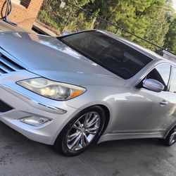 2012 Hyundai Genesis