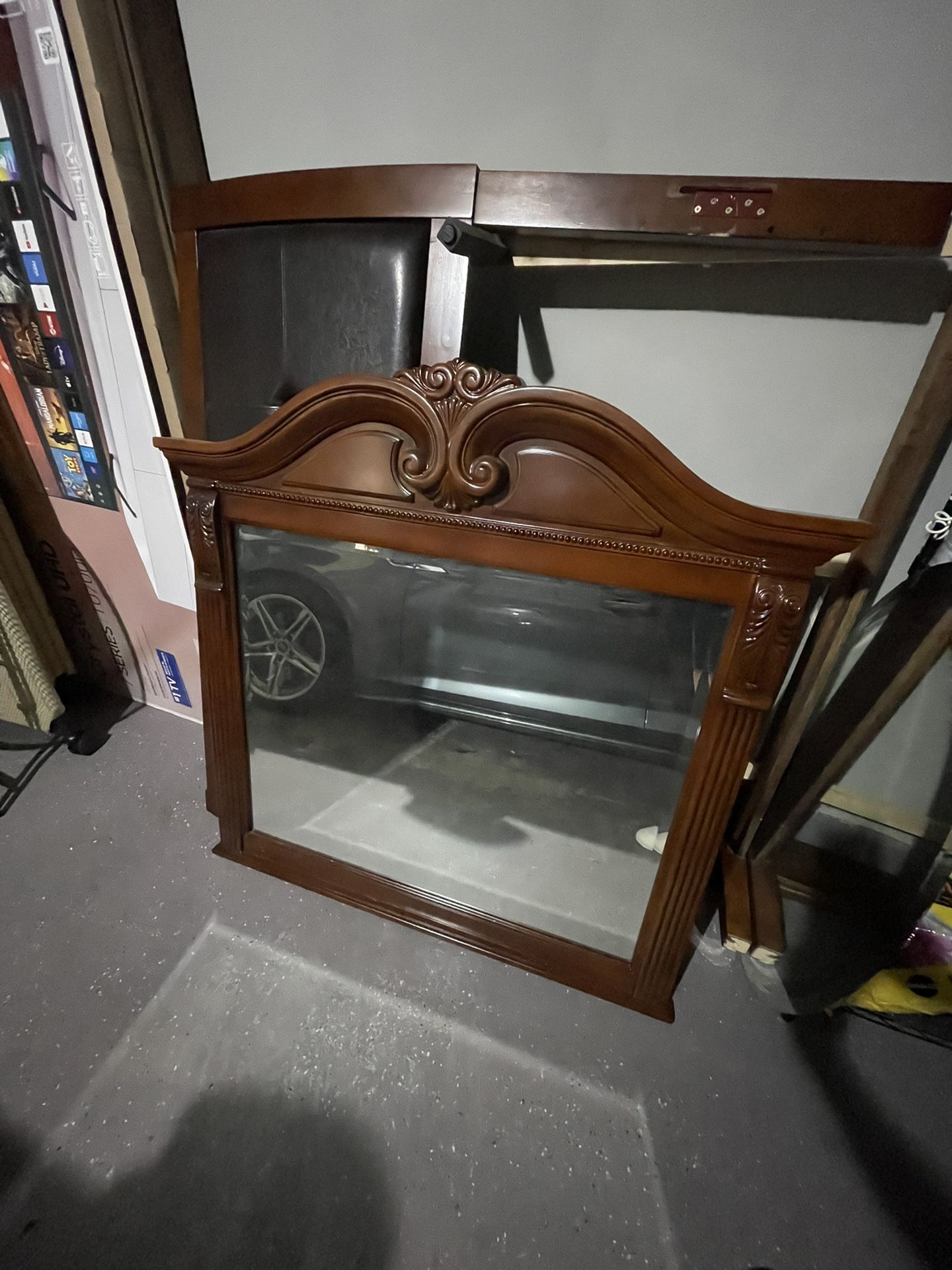 Armoire Mirror Top