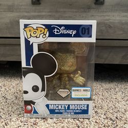🐭 Mickey Mouse Diamond Funko Pop #01 – B&N Exclusive 