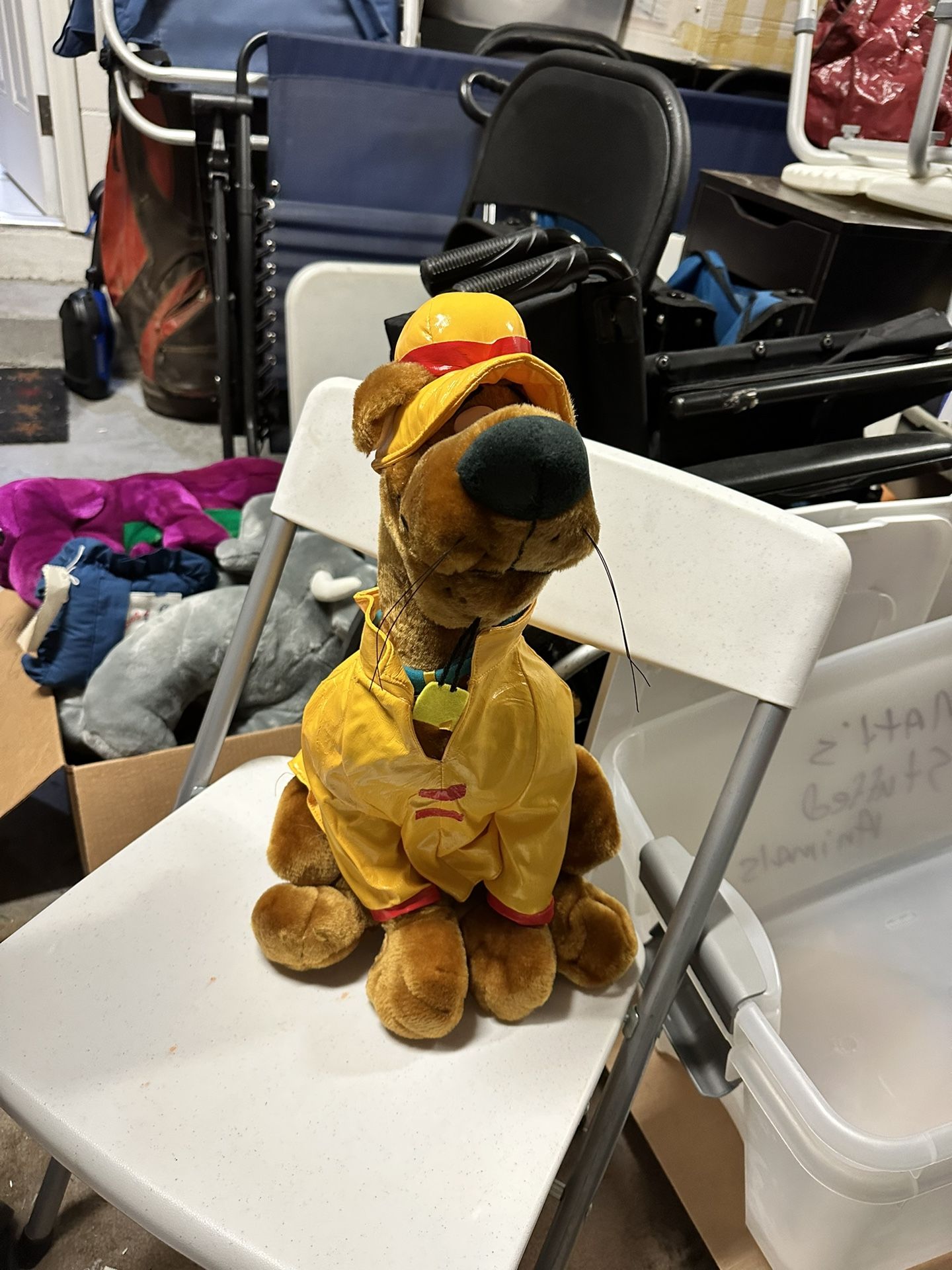 Scooby Doo Raincoat, Rare, Vintage Stuffed 1998