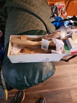 Brand New Women's Sandals Size 7/12