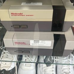 Nintendo NES 